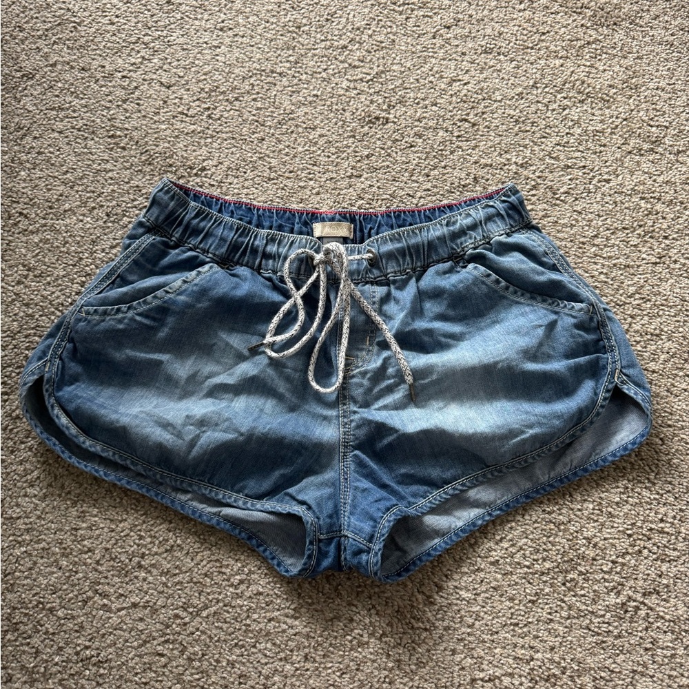 Roxy shorts